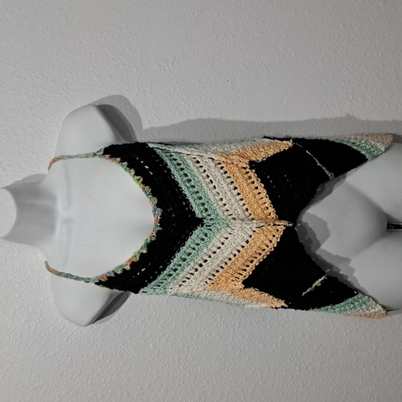 Free People Swim Up V-Neck Sleeveless Back Detail Tie Chevron Crochet Ta… - Picture 3 of 11